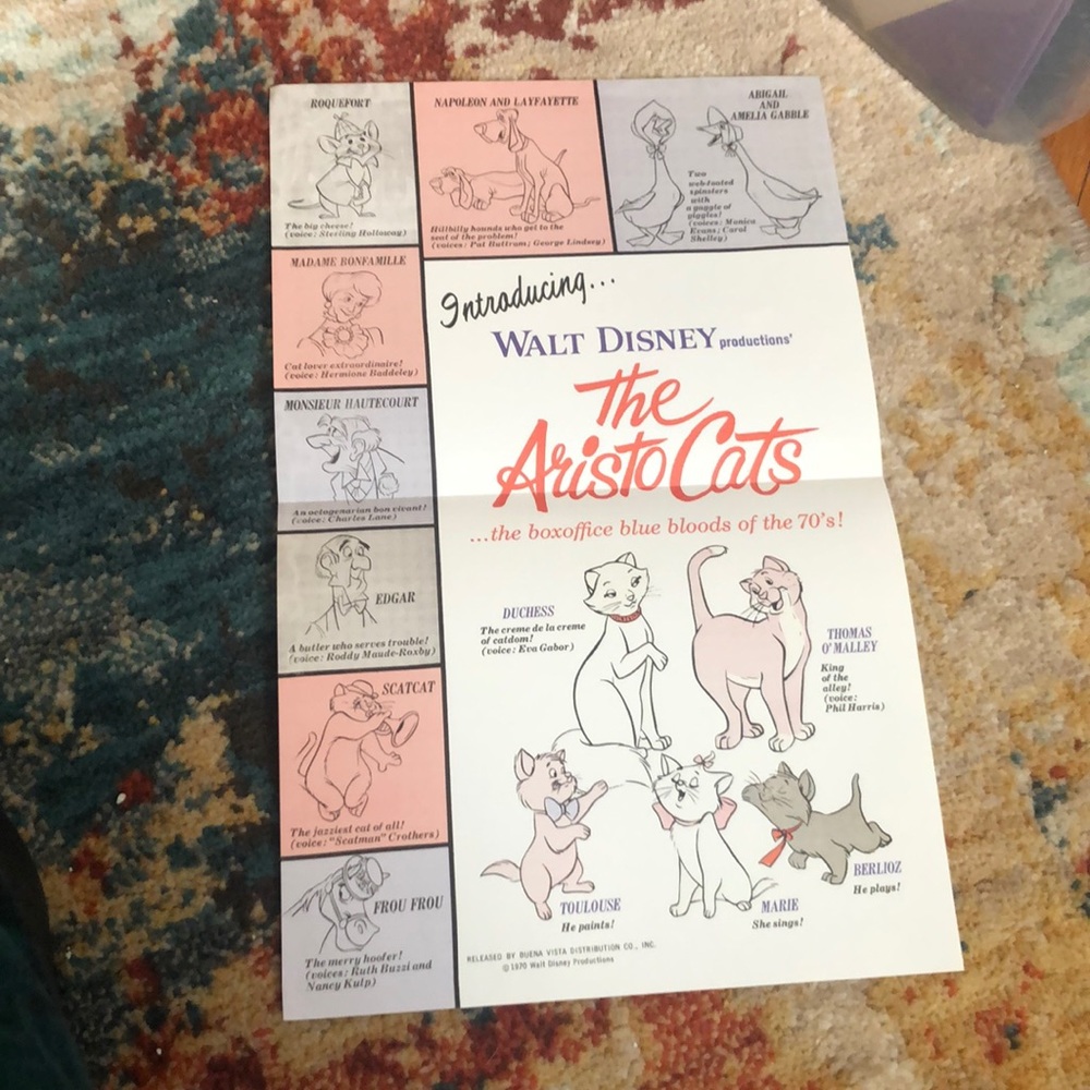 Vintage looking Aristocats poster.